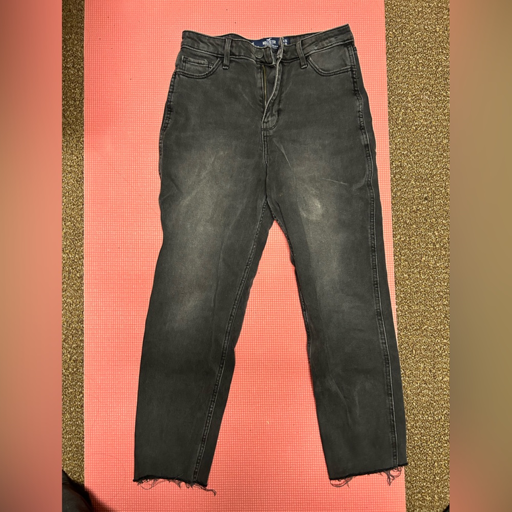 Black straight leg denim jeans size 1 Hollister